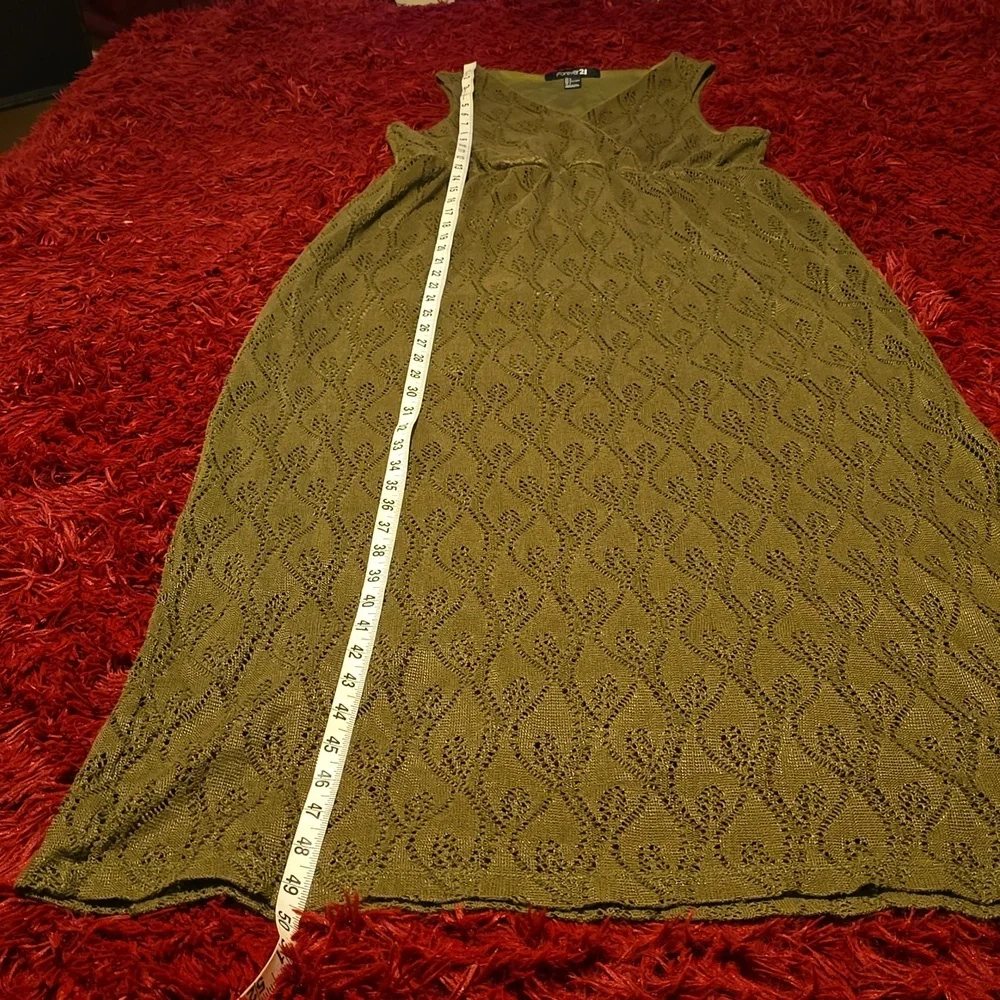 Dress - Picture 5 of 9